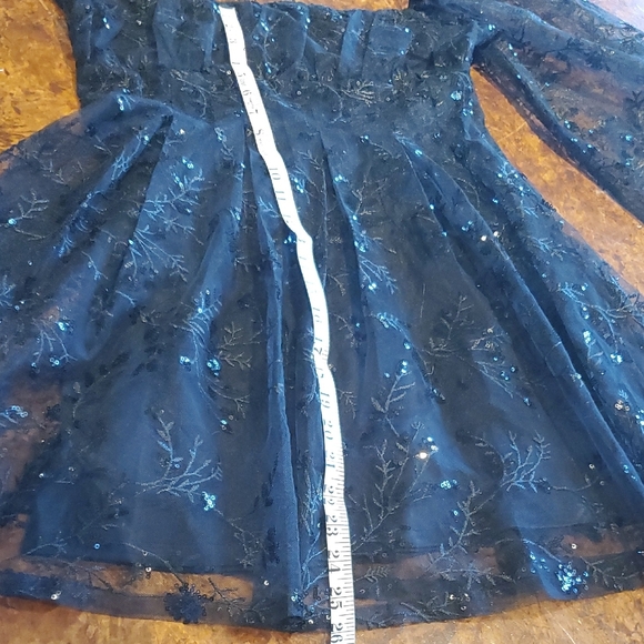 Forever 21 Black A-Line Cocktail Dress with Bishop Sleeves - Picture 9 of 10